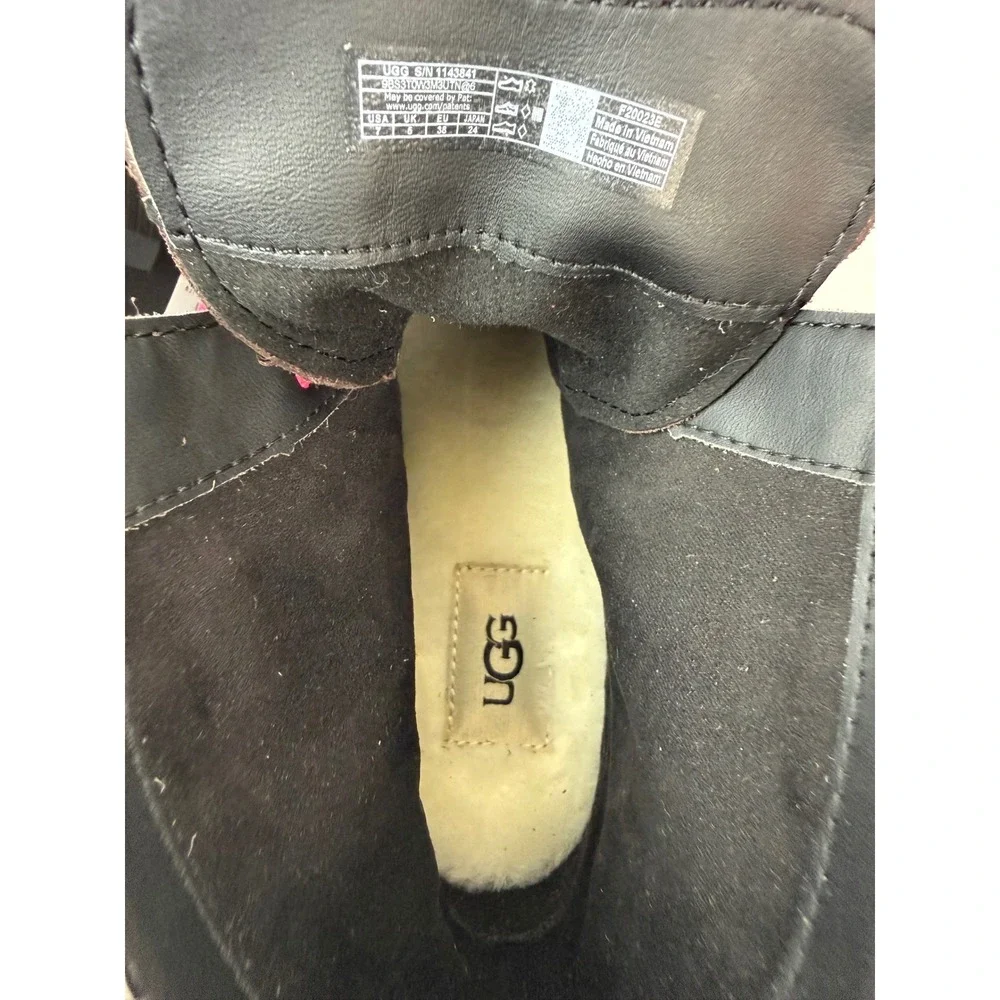UGG brisbane leather